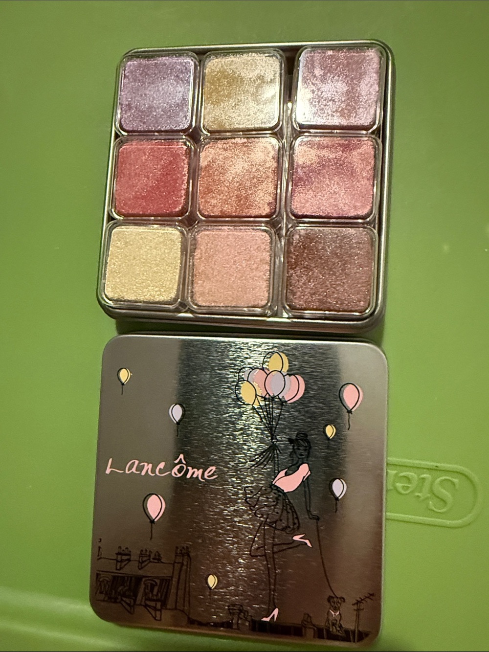 Lancôme Allover Illuminating Cubes